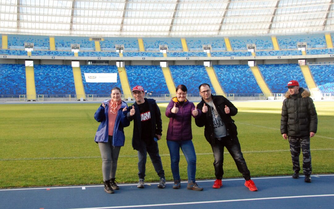 Uczestnicy WTZ zwiedzili Stadion Śląski